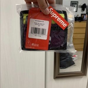 Supreme tnf wallet